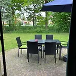 Forest Vacation -fenced Garden- Feriehus *