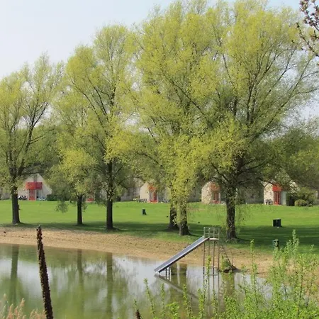 Forest Vacation -fenced Garden- Holiday home *