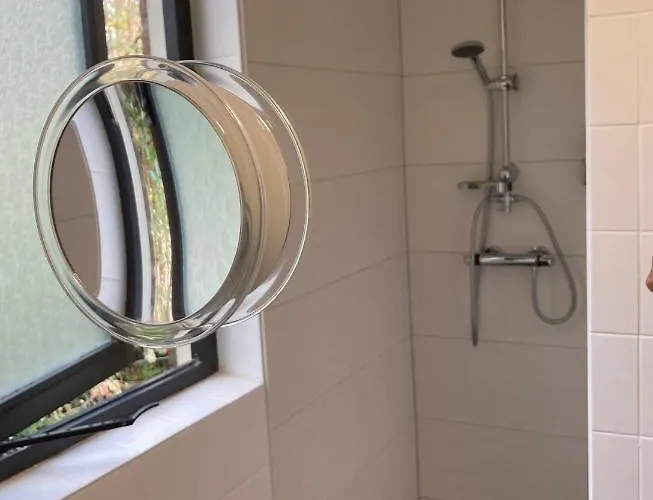 Forest Vacation Home -Fenced Garden- Ewijk