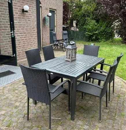 Сasa de vacaciones Forest Vacation -fenced Garden-